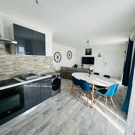 Du Mas - Emeraude Apartment Aigues-Mortes