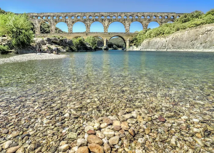 Du Mas - Emeraude Daire Aigues-Mortes